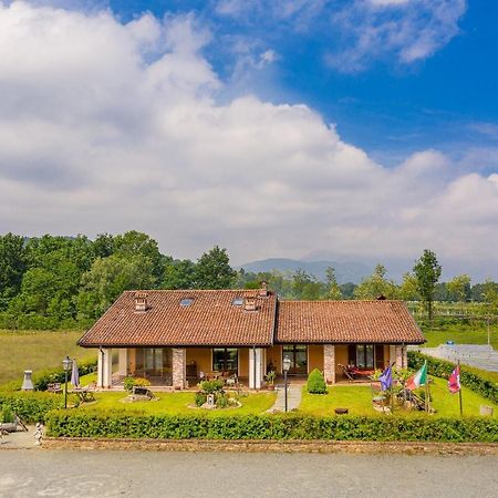 Agriturismo Il Nido Di Bacco Villa Салуцо Екстериор снимка