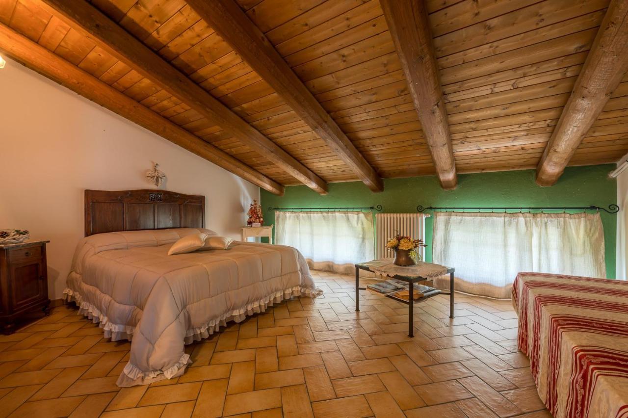 Agriturismo Il Nido Di Bacco Villa Салуцо Екстериор снимка